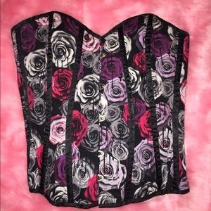 Hellbunny corset with detachable straps